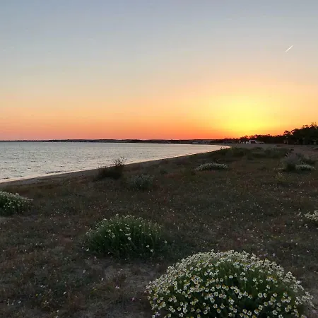 Casa Ferreri بيت للعطل *